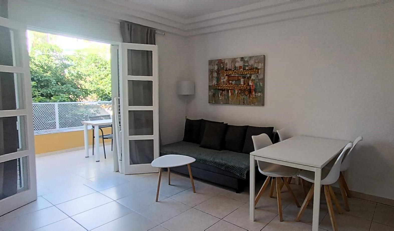 Newly Renovated Modern Apartment In Orlando Complex, Costa Adeje Bagian luar foto